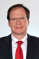 Helmut Wiegärtner, Diplom-Kaufmann
Wirtschaftsprüfer
Steuerberater, Nürnberg